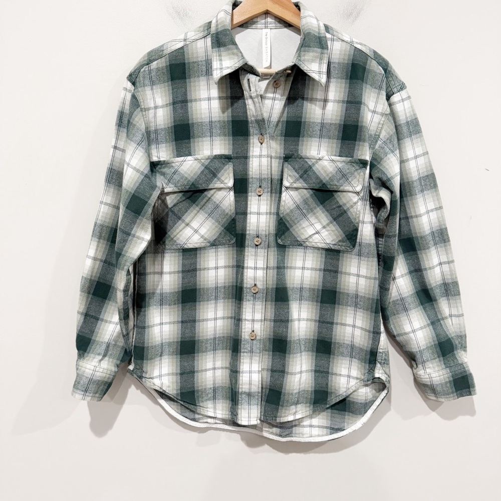 ARITZIA The Group Babaton Bricker Plaid Flannel Button Down Shirt Size Small